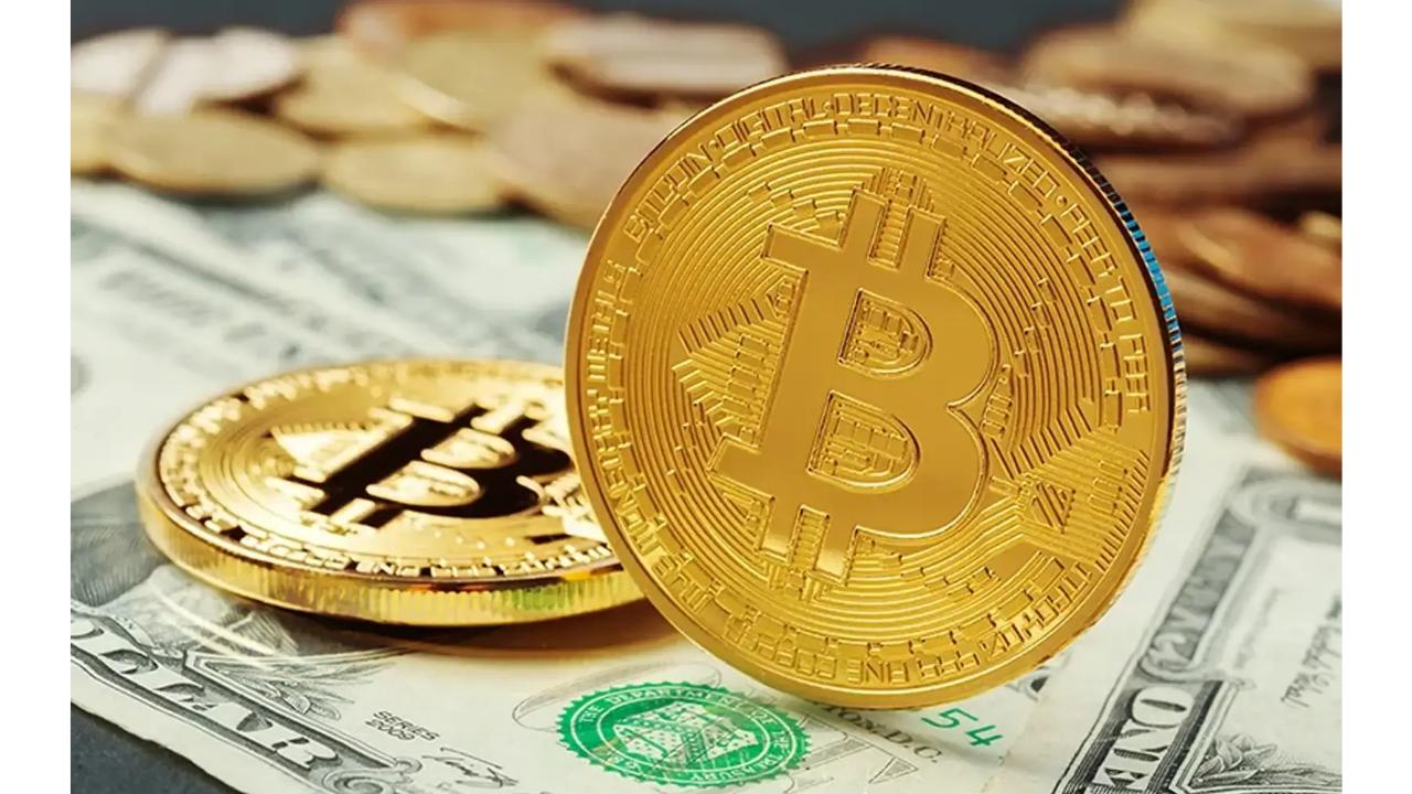 Record du bitcoin à plus de 75.000 dollars, propulsé par la victoire de  Trump