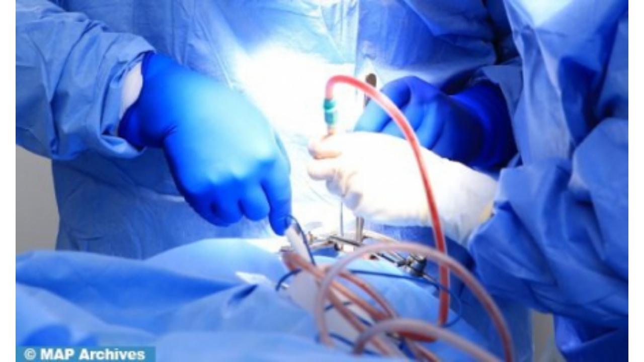 التعاون جنوب-جنوب.. المركز الاستشفائي الجامعي ابن سينا يوفد بعثة طبية-جراحية إلى موريتانيا